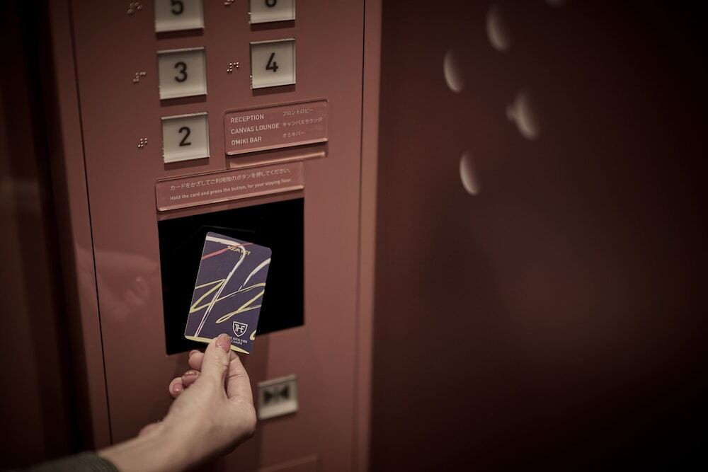 エレベーターセキュリティ