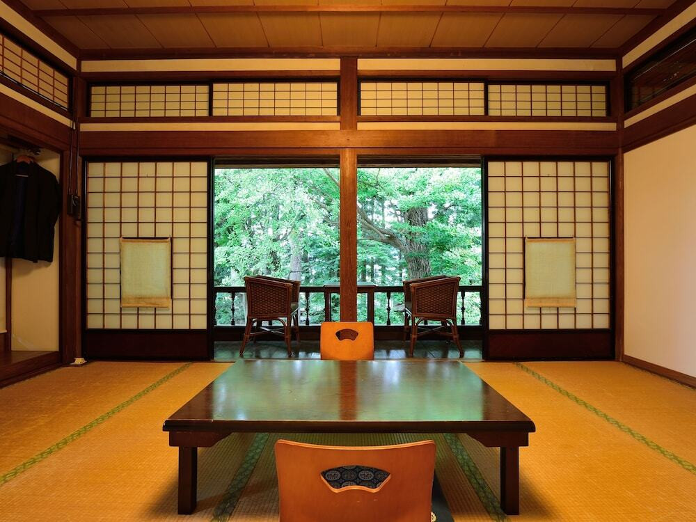 隅々まで眺めるのが楽しい。繊細で精巧な空間3844727