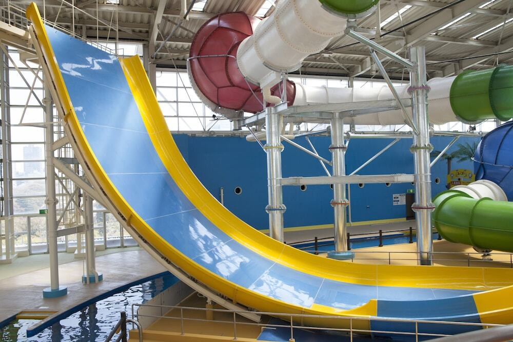 ウォータースライド