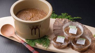 食事・飲み物 / 23