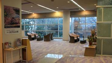 ロビー応接スペース / 12