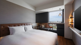 スタンダード ダブルルーム キングベッド 1 台 禁煙 リバービュー (2名利用)