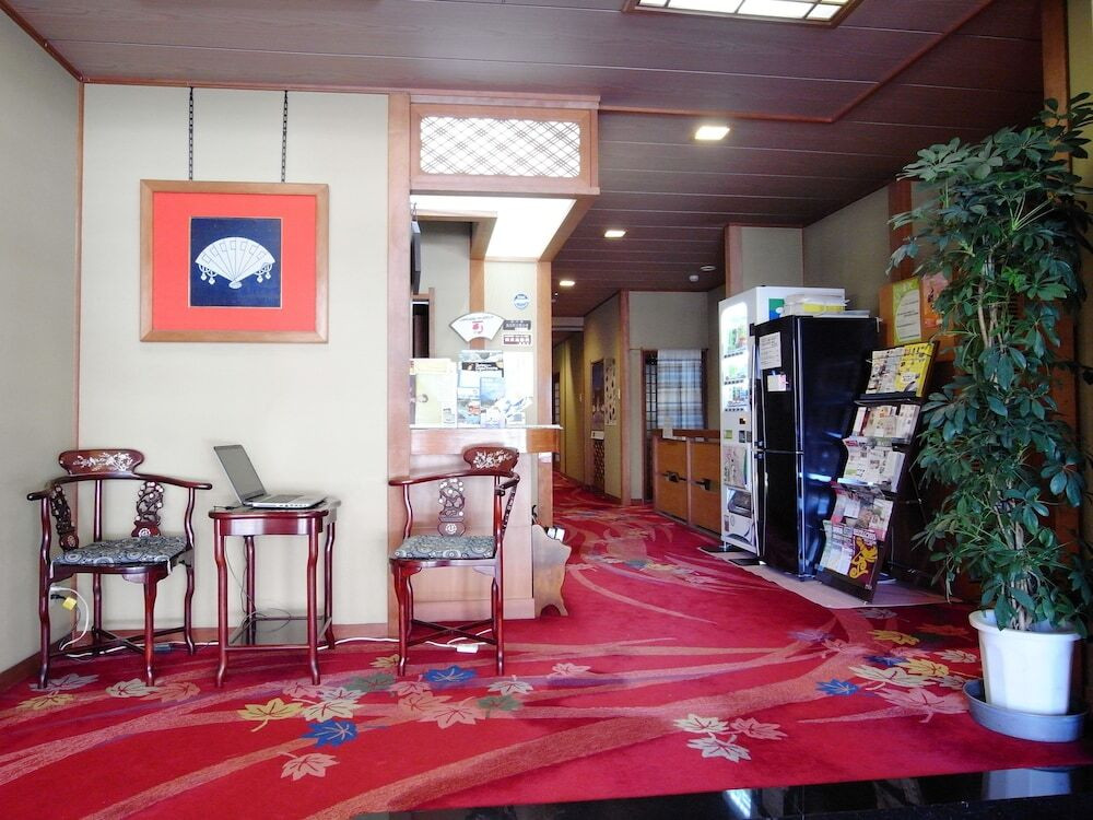 立地の良さとレトロ感・機能性を両立させた純和風旅館4084034