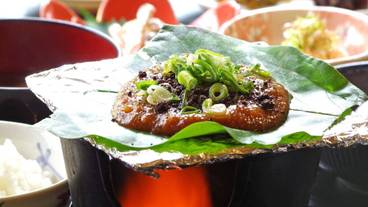 食事・飲み物 / 3