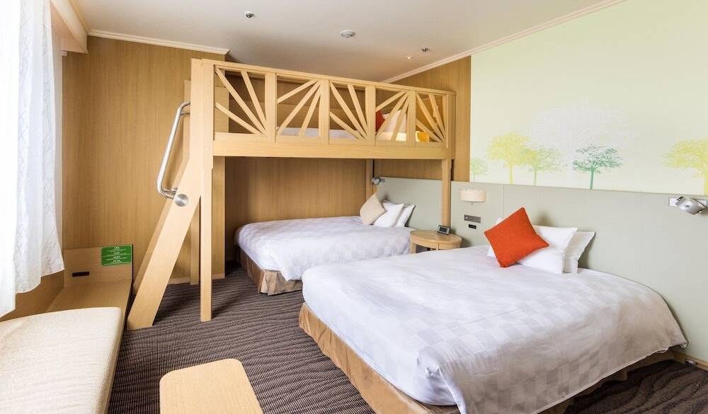 ダブルデッキルーム① / 2