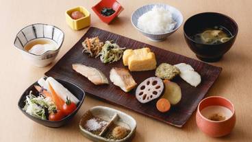 朝食ビュッフェ一例② / 6