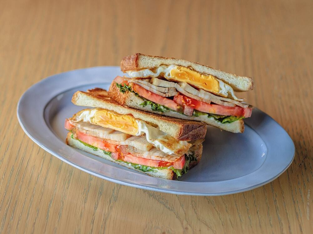 朝食 MLTEサンド