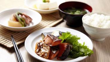 食事・飲み物 / 6