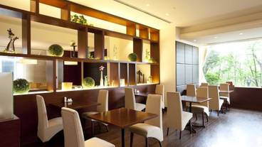 レストラン内 / 11