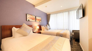 [禁煙] デラックスツイン 19平米 (120cm幅ベッド×2台)