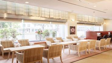 ロビーラウンジ / 4