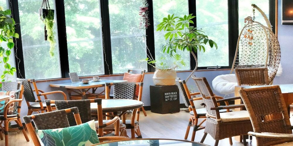 ロビーラウンジ