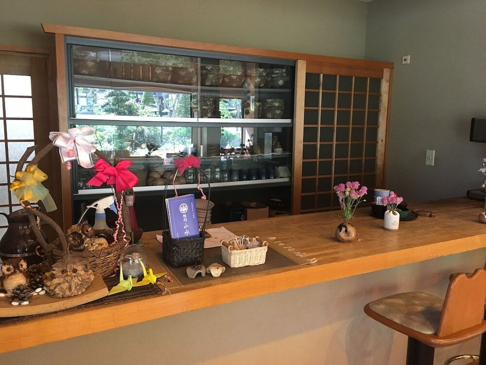 ロビーラウンジ