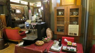 光ラウンジ④ / 4