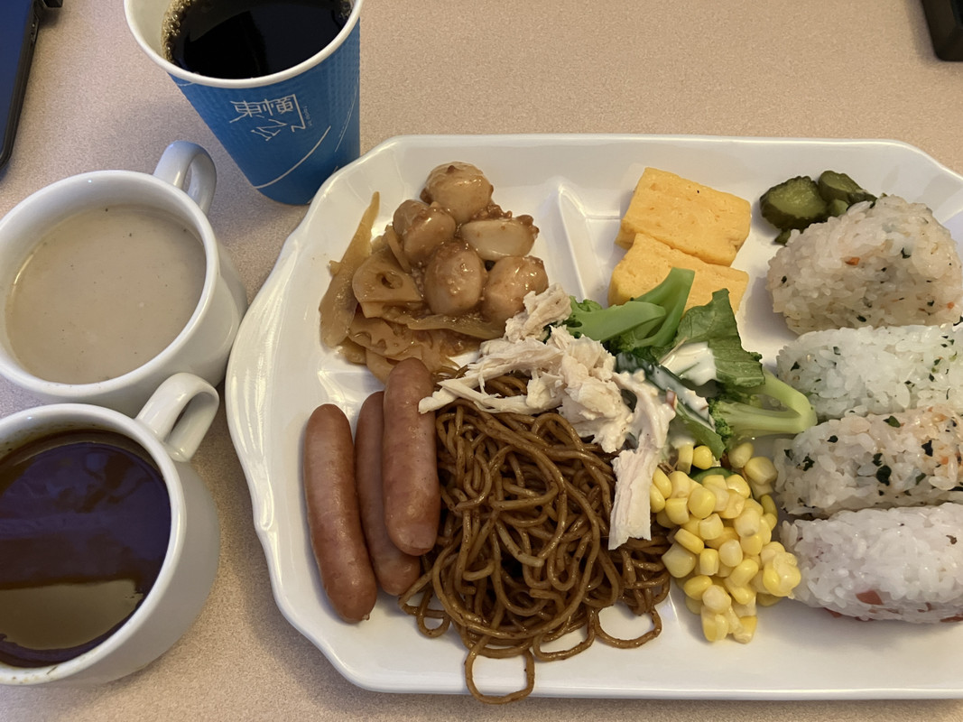 朝食はたっぷり