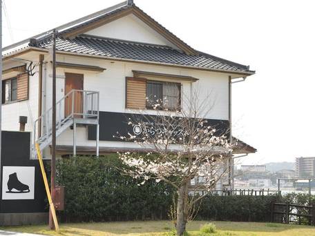 河畔の宿 からつキャッスル / 2