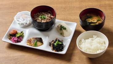 朝食 / 8