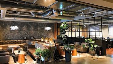 ロビーラウンジ / 12