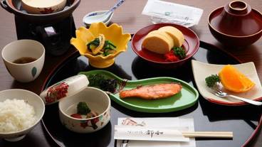 食事・飲み物 / 1