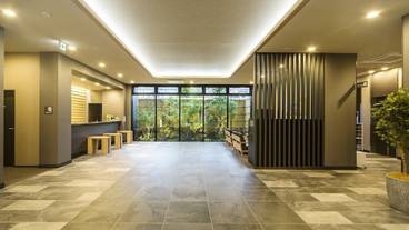 内部エントランス / 2