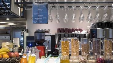 朝食ブッフェ② / 2