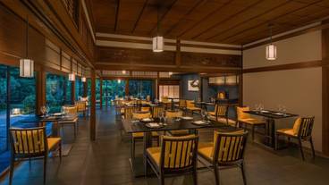 レストラン「翠葉」／夜 / 6