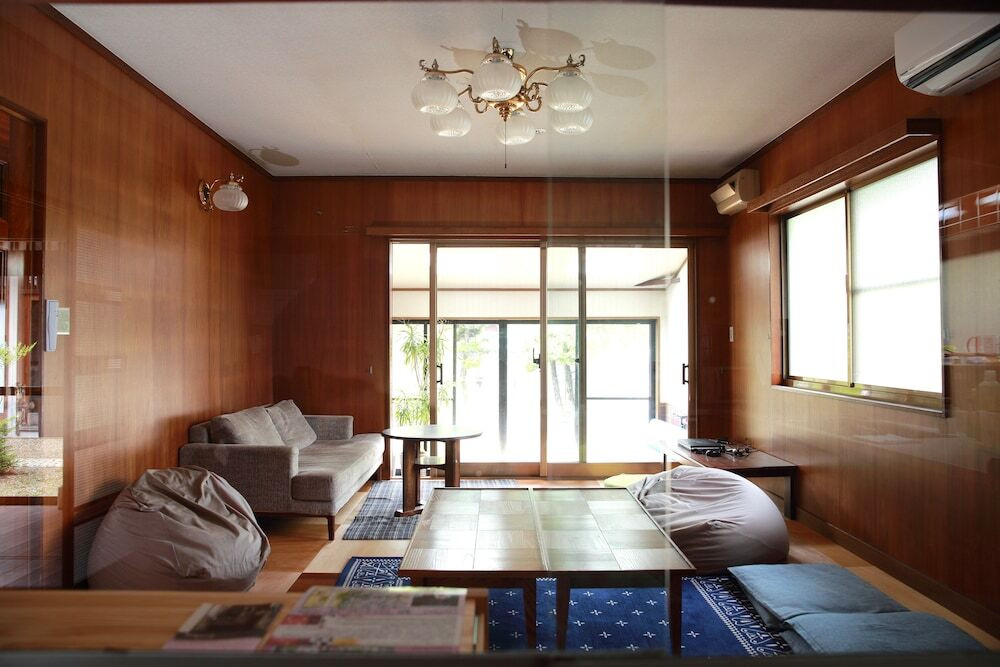 ロビー応接スペース