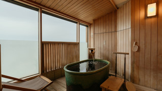 天然源泉露天風呂付き和洋室 喫煙可