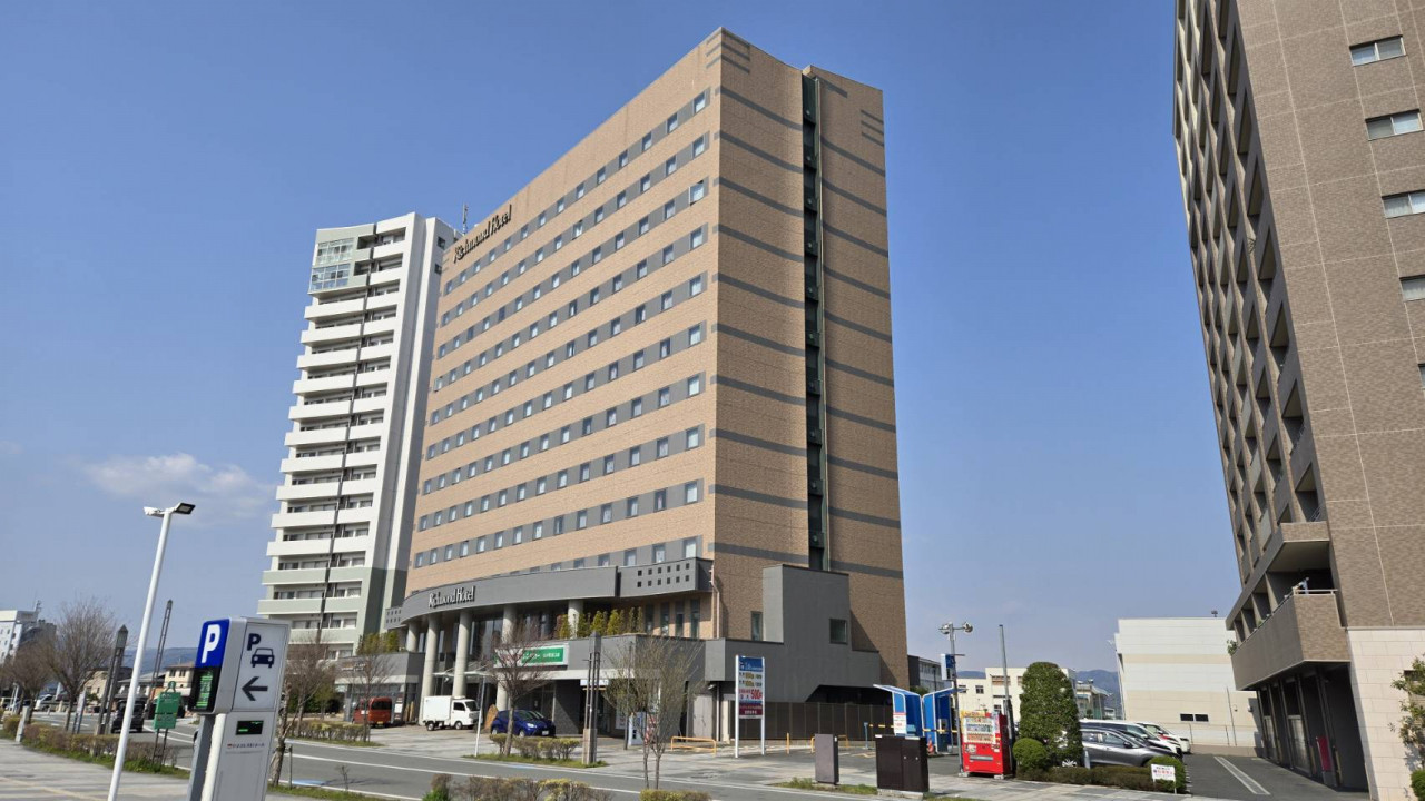 12階建てのリッチモンドホテル