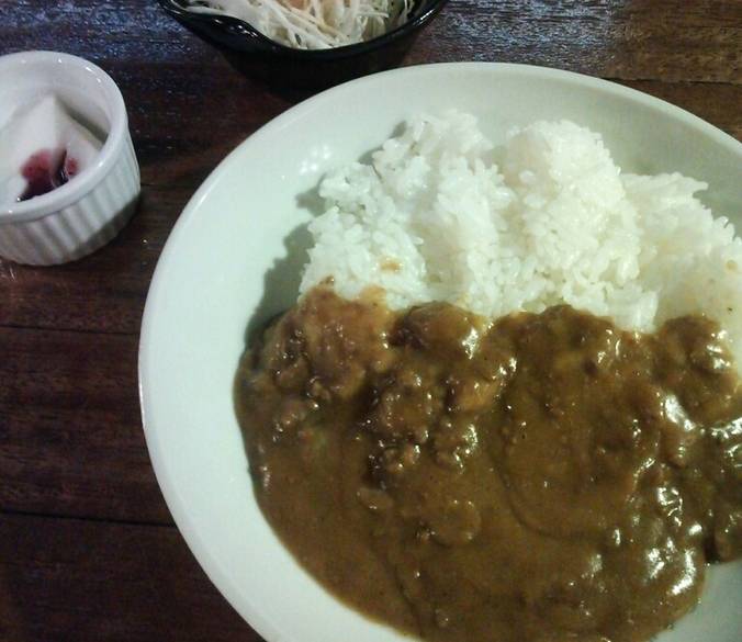 カレーなどフードメニューも / 3
