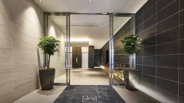 内部エントランス / 2