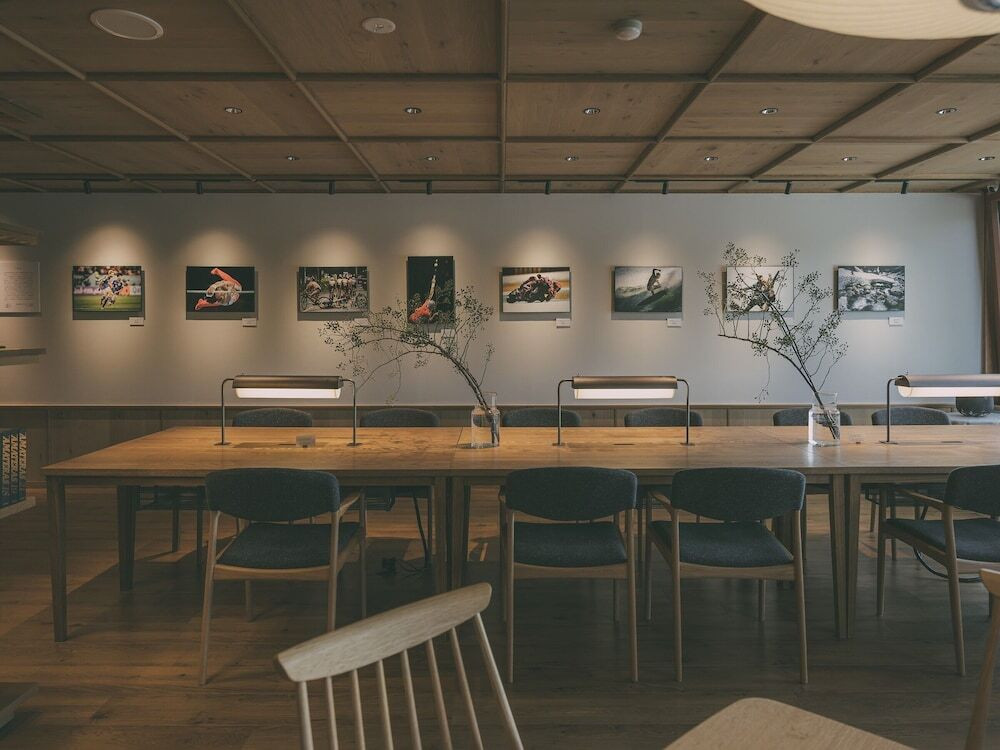 ロビーラウンジ