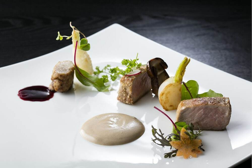 癒しの温泉＆優雅な洋食で特別な箱根旅行を3420917