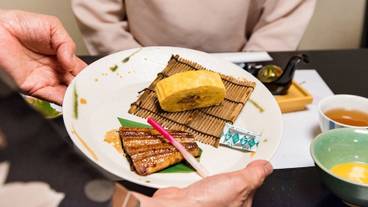 食事・飲み物 / 3