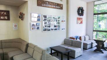 ロビーラウンジ / 8