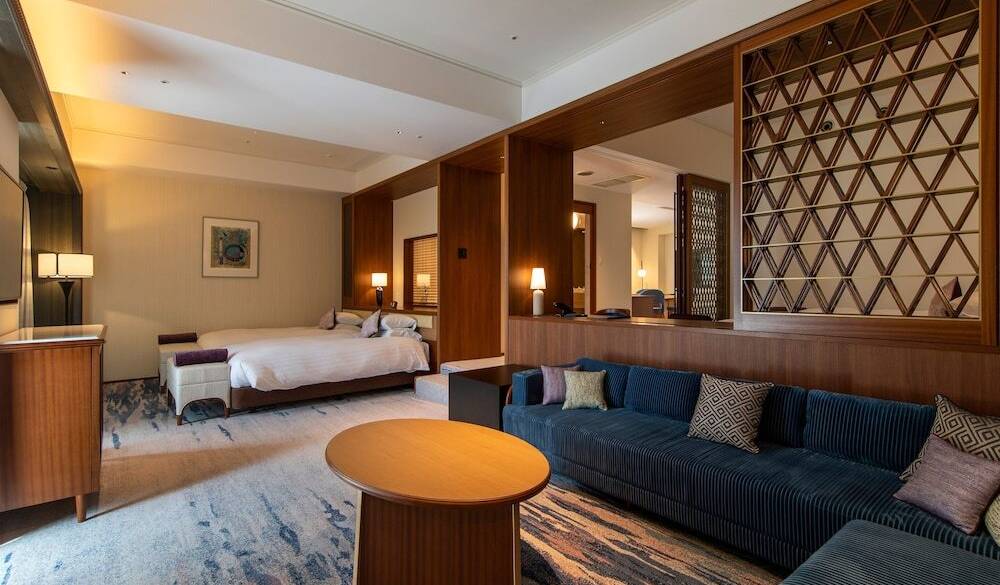 プレミアムフォース / 3