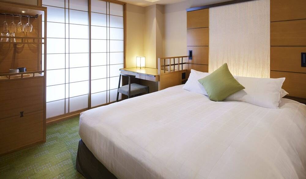 和を感じるお部屋で
おこもりステイ / 1