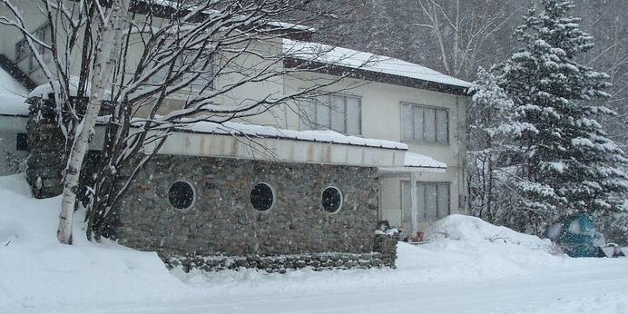 山沿いの天然温泉露天風呂 温泉イン36SO（長野県 旅館） / 1