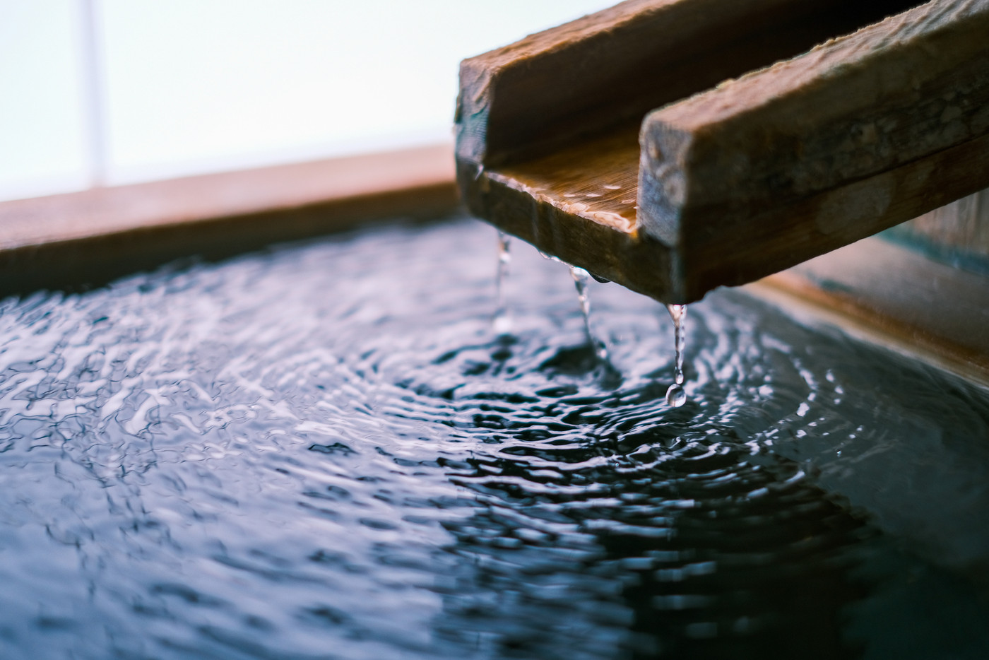 温泉の湯口（フィルム調）