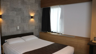 喫煙ダブルルーム D6 トレインビュー