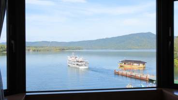 湖側客室の眺望一例 / 1