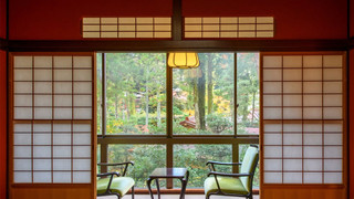 [秋の館・朱壁の和洋準特別室/秋園の間]10帖+ツイン 禁煙