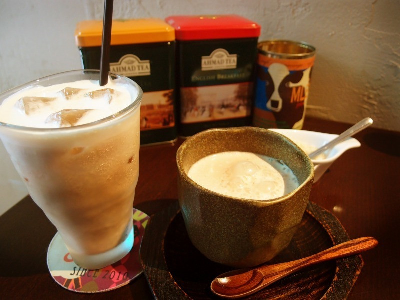 「カフェ オフツェ」料理 868608 ロイヤルミルクティは牛乳のみで茶葉を抽出します。ミルクティとは違います