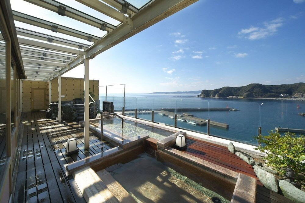 心を解き放つ！オーシャンビューの天空露天風呂4059081