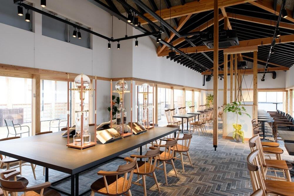 ショッピングもカフェも！充実の施設3481485