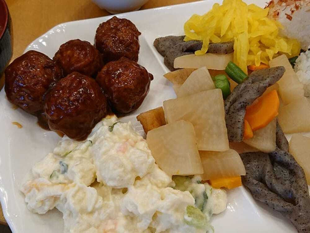 朝食ビュッフェ
