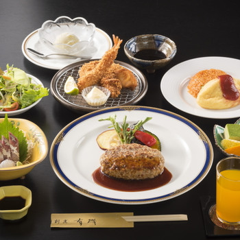 シーズン中はホタルイカ尽くしも！立山連峰や富山湾を眺められるホテル4230401