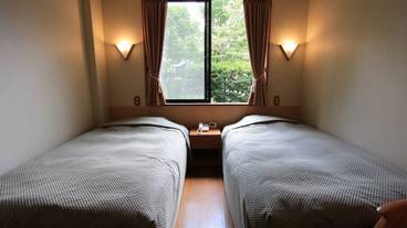客室 / 2
