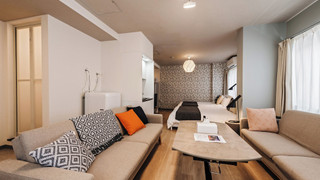 ツインルーム (キッチン/シャワー/トイレ付) エレベーターなし 205室 禁煙