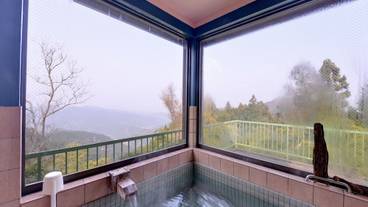 屋内スパ浴槽 / 3